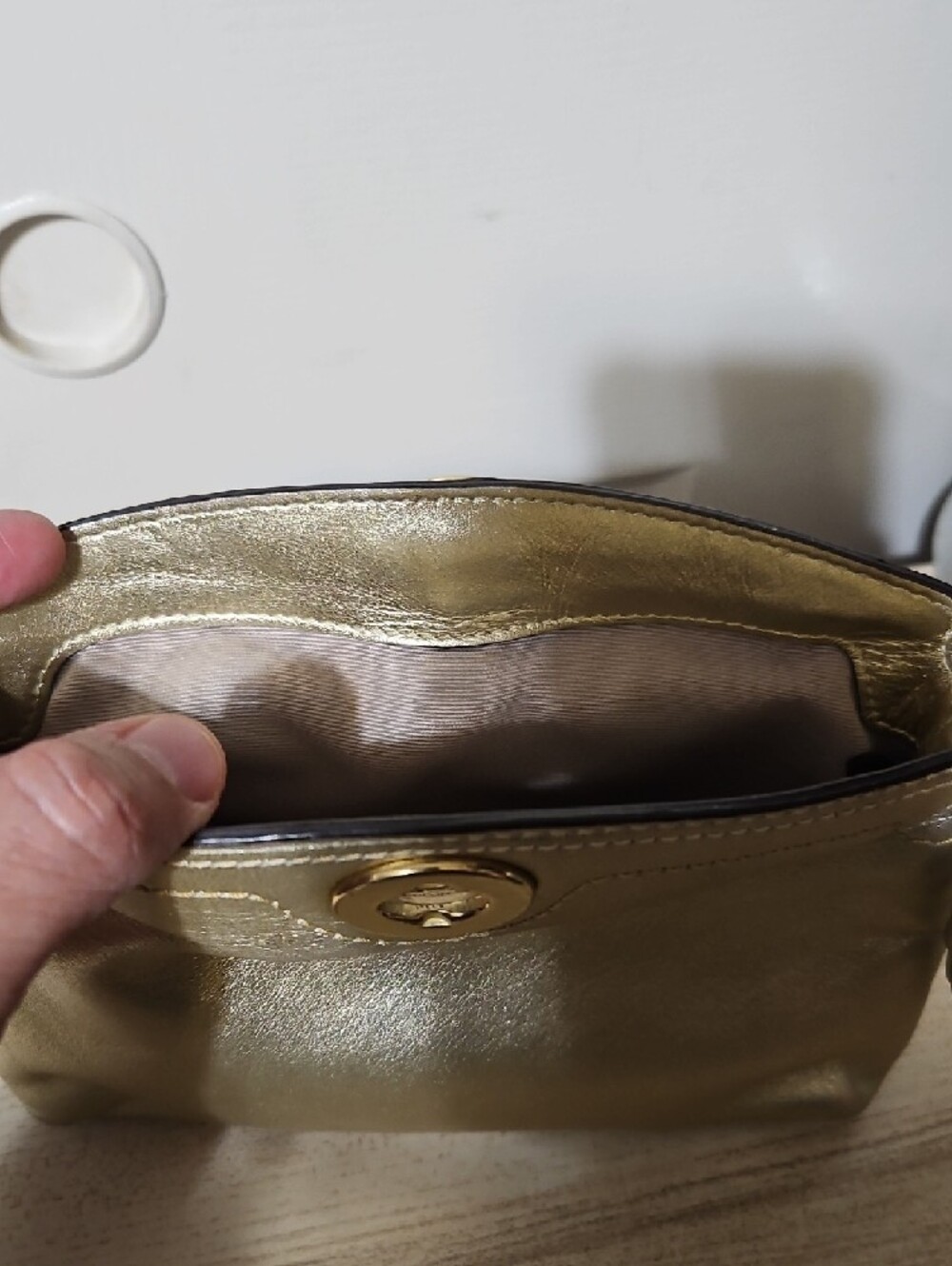 Coach NWOT Turnlock Metallic Gold Wristlet - Picture 13 of 15